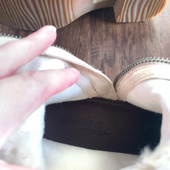 Timberland leather Beige fur lined Knee-High Boots - Picture 8 of 11